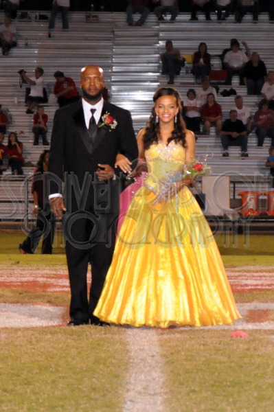 LHS Homecoming 1112.JPG - SCRIVENER 300s #1